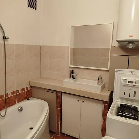 Appartement Harmonia 2 *